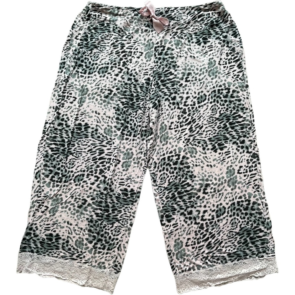 Cool Nights sz L light pink, black, & grey animal print cropped women’s pj pants